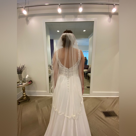 V-Neck Floor-length Wedding Dress - Picture 2 of 9